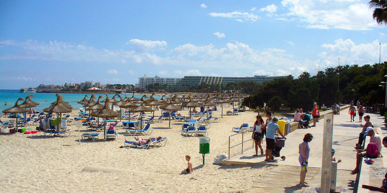 Pláž v Cala Millor, Mallorca